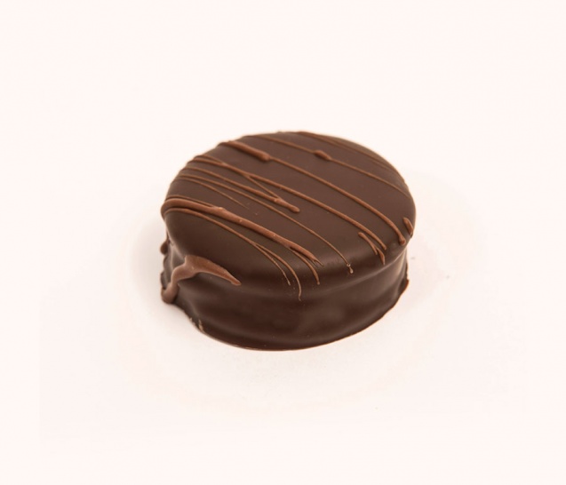 Dark Chocolate Alfajor 2