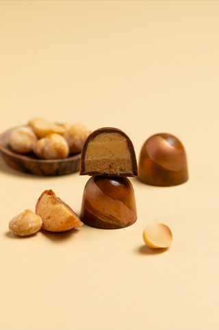 Apricot & Macadamia Bonbon